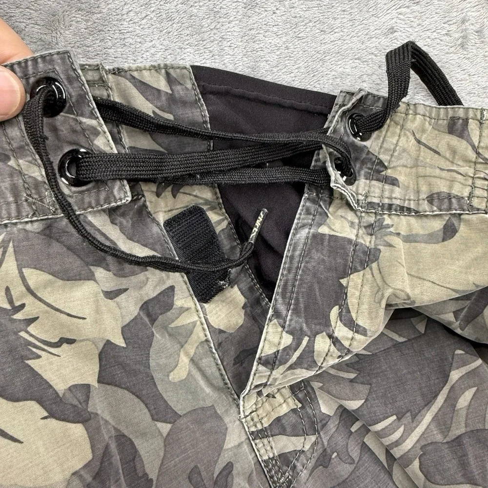 Vintage Crazy Shirts Men's Boardshorts Size 36 Tropical Camo Swim Trunks